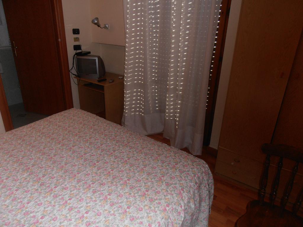 Hotel Giusy เปรูจา ห้อง รูปภาพ