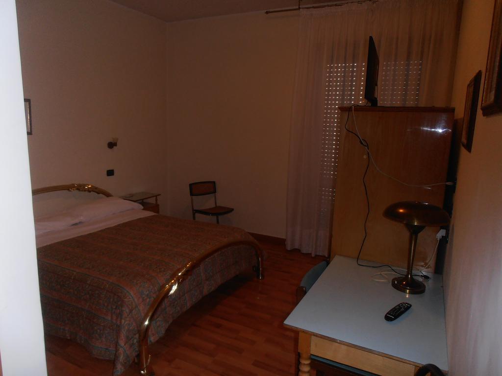 Hotel Giusy เปรูจา ภายนอก รูปภาพ