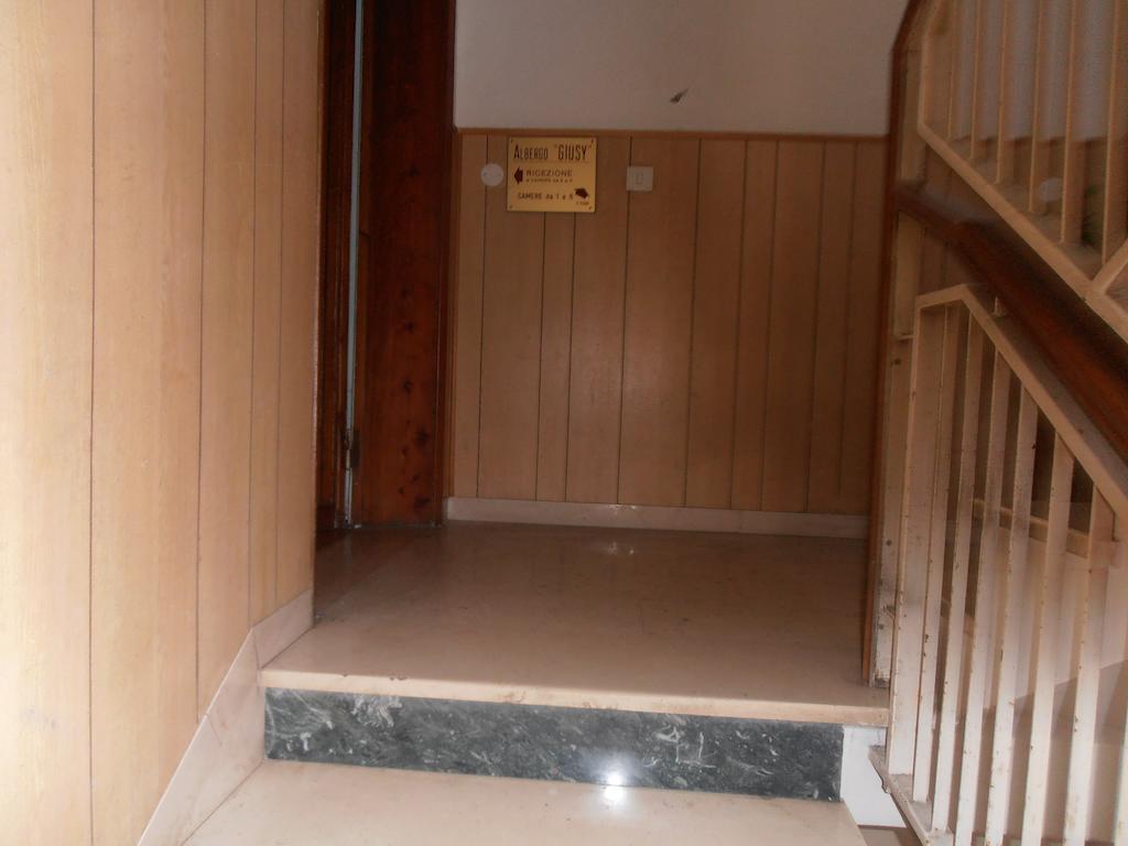 Hotel Giusy เปรูจา ภายนอก รูปภาพ